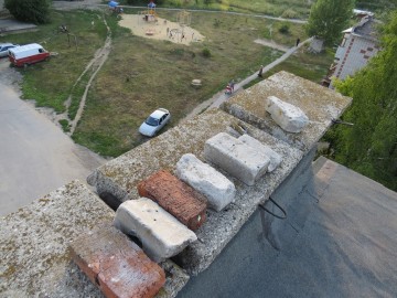 Жители дома 1б по улице Александровской вынуждены напрямую обращаться к Президенту РФ В.В. Путину о бездействии администрации города Ельца!