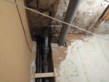 Жители дома 1б по улице Александровской вынуждены напрямую обращаться к Президенту РФ В.В. Путину о бездействии администрации города Ельца!