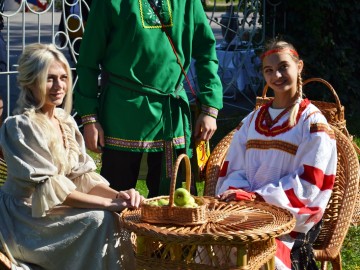 Фото с фестиваля "Антоновские яблоки" в Ельце