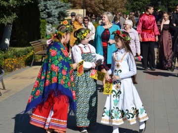 Фото с фестиваля "Антоновские яблоки" в Ельце