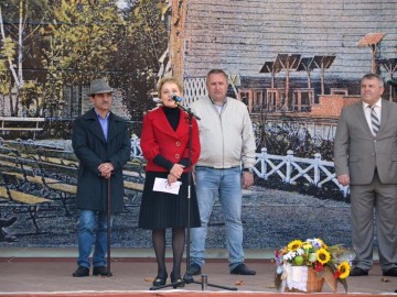 Фото с фестиваля "Антоновские яблоки" в Ельце