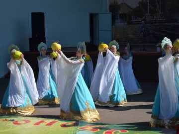 Фото с фестиваля "Антоновские яблоки" в Ельце