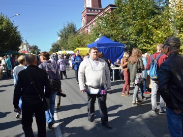 Фото с фестиваля "Антоновские яблоки" в Ельце
