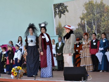 Фото с фестиваля "Антоновские яблоки" в Ельце