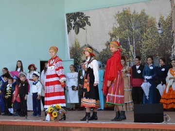 Фото с фестиваля "Антоновские яблоки" в Ельце