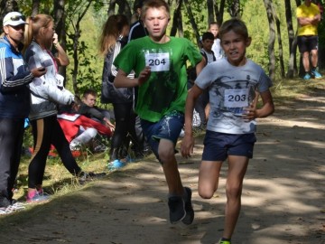 21 сентября в парке «Сорокалетия Октября»  состоялось первенство по кроссу среди школьников