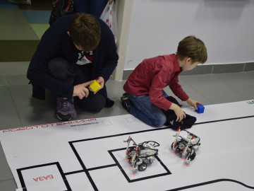 Елецких робототехников пригласили на соревнования в город Москва