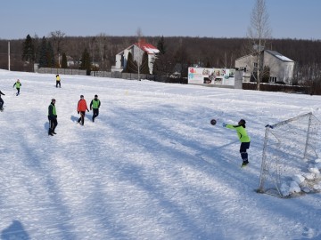В посёлке Газопровод прошёл Зимний Кубок главы Елецкого района по миди-футболу