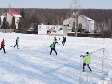 В посёлке Газопровод прошёл Зимний Кубок главы Елецкого района по миди-футболу