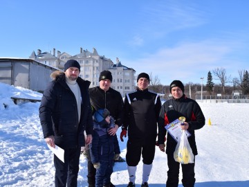 В посёлке Газопровод прошёл Зимний Кубок главы Елецкого района по миди-футболу