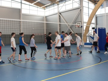 В спортивном зале ФОК «Воргол» состоялся «Пасхальный турнир» по волейболу