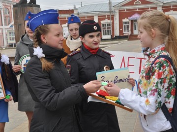 Юные инспекторы дорожного движения из Ельца записали видеообращения к сверстникам