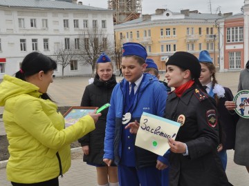 Юные инспекторы дорожного движения из Ельца записали видеообращения к сверстникам