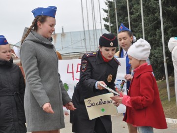 Юные инспекторы дорожного движения из Ельца записали видеообращения к сверстникам
