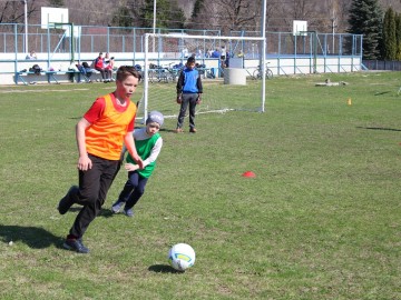 В посёлке Газопровод прошёл турнир по футболу «Кубок Победы»