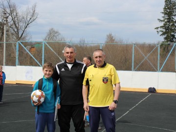 В посёлке Газопровод прошёл турнир по футболу «Кубок Победы»