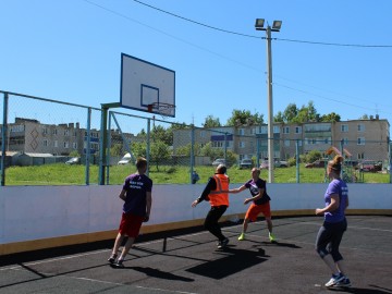 В посёлке Газопровод в рамках мероприятий посвящённых юбилею Елецкого района прошёл турнир по баскетболу