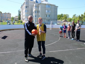 В посёлке Газопровод в рамках мероприятий посвящённых юбилею Елецкого района прошёл турнир по баскетболу