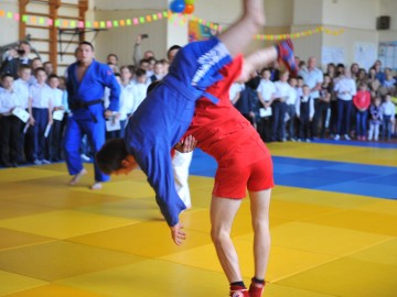 1 июня в спортшколе &laquo;Локомотив&raquo; прошёл школьный праздник &laquo;Посвящение в самбисты и дзюдоисты&raquo;
