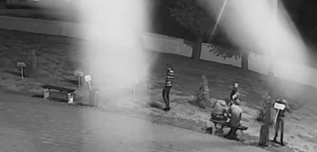 В сквере Ани Гайтеровой вандалы выбросили в мусорные урны таблички с названиями городов воинской славы