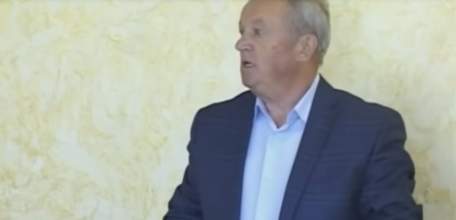 За угрозы журналистам топором бывший мэр Ельца Виктор Соковых отделался условным сроком