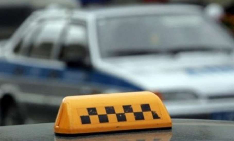Елецкая полиция раскрыла кражу денег у таксиста