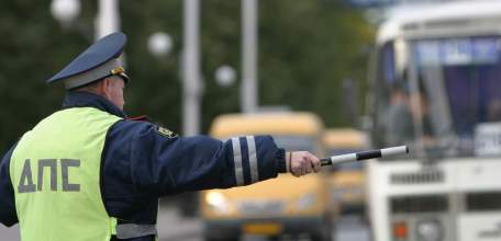 В Елецком районе сотрудники ГИБДД выявили 2 нарушения ПДД водителями автобусов