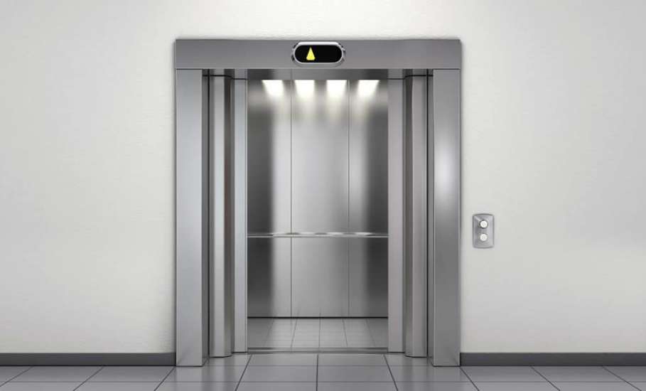 Старые лифты полностью заменят в Липецке, Ельце и Грязях