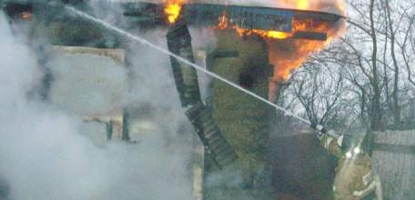 В Ельце произошло загорание бывшего здания ЕГУ