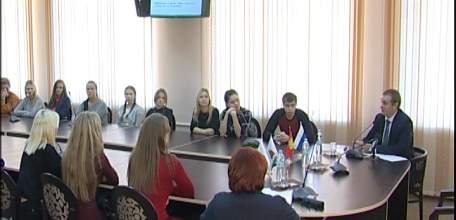 В рамках акции «Неделя конкуренции» в ЕГУ имени И.А. Бунина состоялся круглый стол