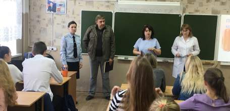 Для учащихся и преподавателей школы-интерната №4 проведена профилактическая беседа по вопросам антитеррористической безопасности