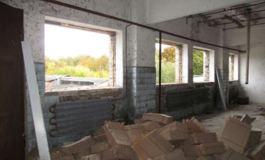 Полиция Елецкого района раскрыла кражу пластиковых окон из здания бывшего «Ликероводочного завода»