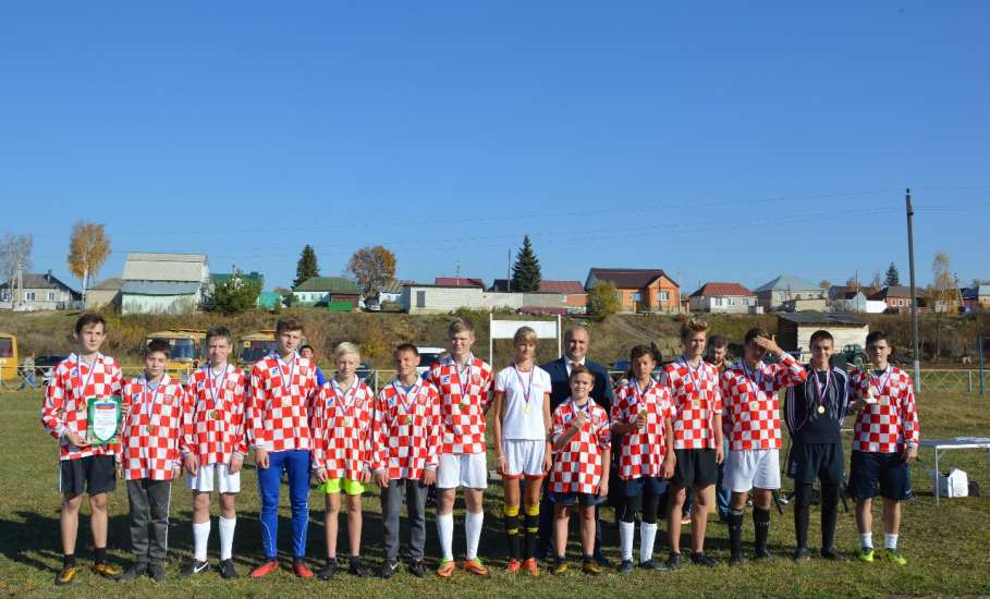 Завершилось первенство Елецкого района по футболу среди образовательных учреждений
