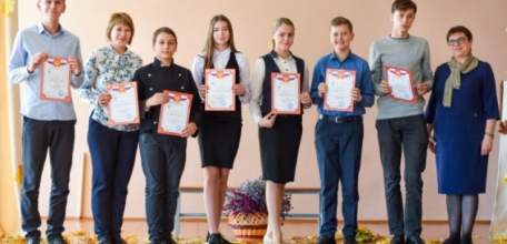 В Ельце прошёл городской конкурс художественного чтения «Читаем Бунина»