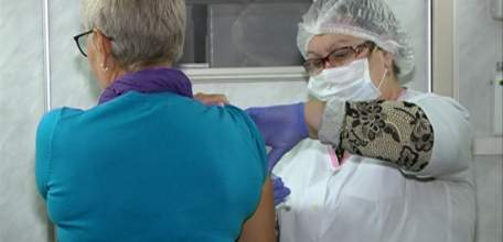В Ельце продолжается вакцинация населения от гриппа