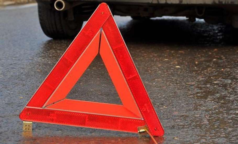 В Елецком районе на автотрассе «Дон» водитель автомобиля «Ссанг Йонг» врезался в барьерное ограждение
