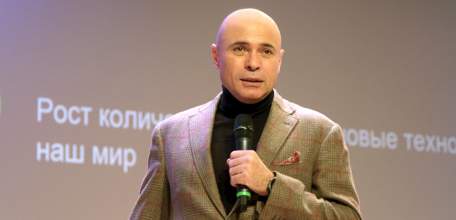 Игорь Артамонов провёл мастер-класс на тему «Бизнес и управление будущего»