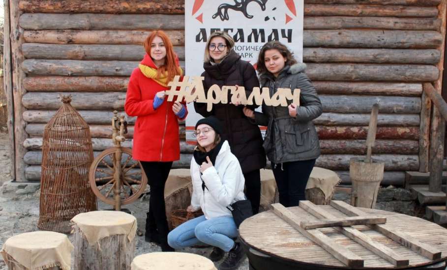 Студенты ЕГУ им. И.А. Бунина посетили Археологический парк «Аргамач» в рамках проекта «Донпресс»