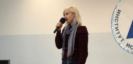 В ЕГУ им. И.А. Бунина прошел XIII ежегодный общегородской смотр-конкурс чтецов русской поэзии «Лишь слову жизнь дана…»