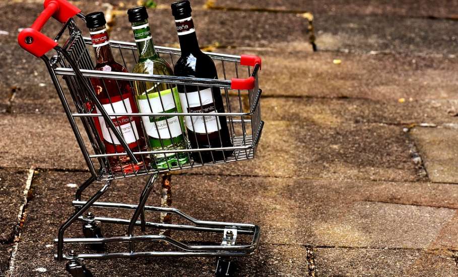 Продажа алкоголя: каков оптимальный «возраст согласия»?