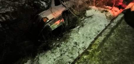 В Ельце на Линейной улице опрокинулся Ваз-21150