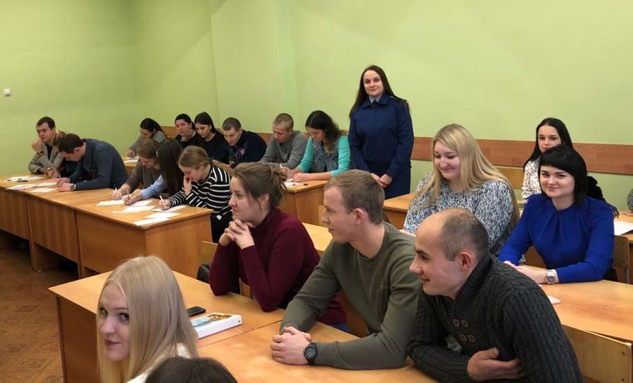 В преддверии Международного дня борьбы с коррупцией сотрудниками прокуратуры города Ельца проведен круглый стол