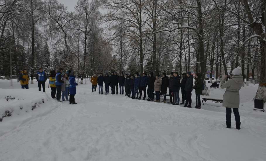 6 декабря в Комсомольском сквере прошёл исторический квест со студентами учебных заведений Ельца
