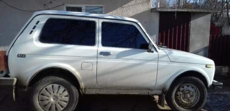 Двое неработающих жителей Республик Башкирия и Марий-Эл угнали автомобиль в селе Казаки