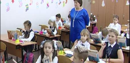 Школа №10 завершает год с победами в региональных этапах Всероссийских конкурсов