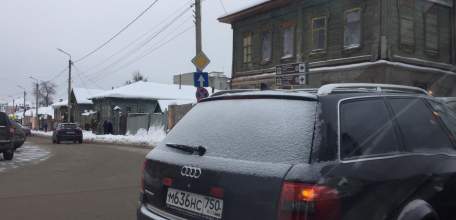 В Ельце на перекрёстке улиц Карла Маркса и Советская произошло ДТП