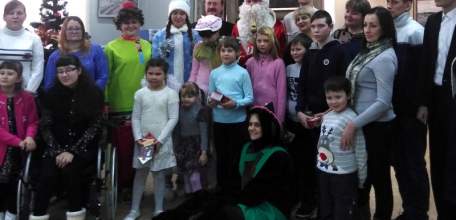 В Ельце прошел рождественский концерт для детей с ограниченными возможностями здоровья