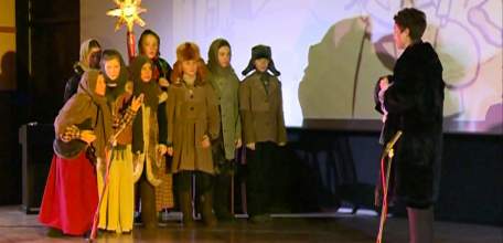 Театральная гостиная «Однажды в Рождество» завершила фестиваль «Новогодние огни древнего города»