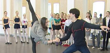 Детскую школу искусств имени Любови Соколовой посетила её выпускница, артистка балета Михайловского театра Анна Мейлук