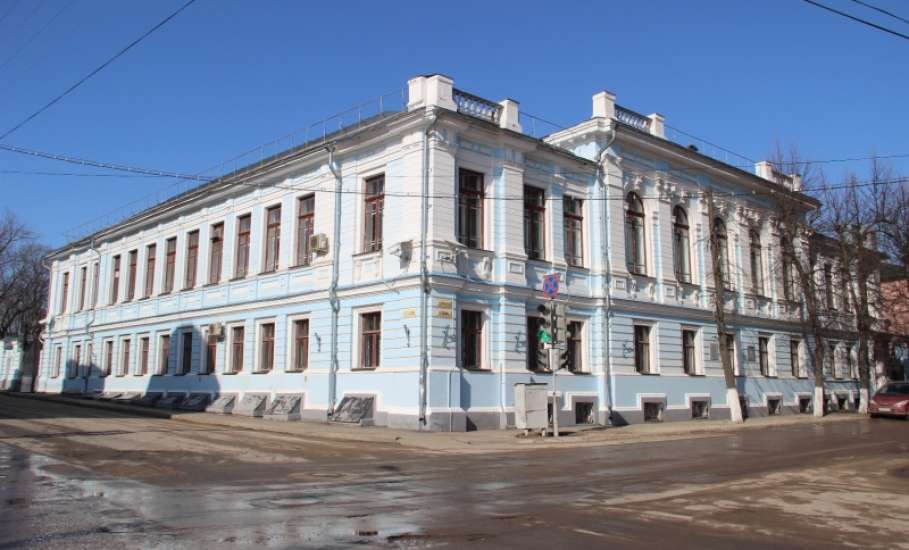 Экспозиция Елецкого городского краеведческого музея вскоре переедет в новое здание